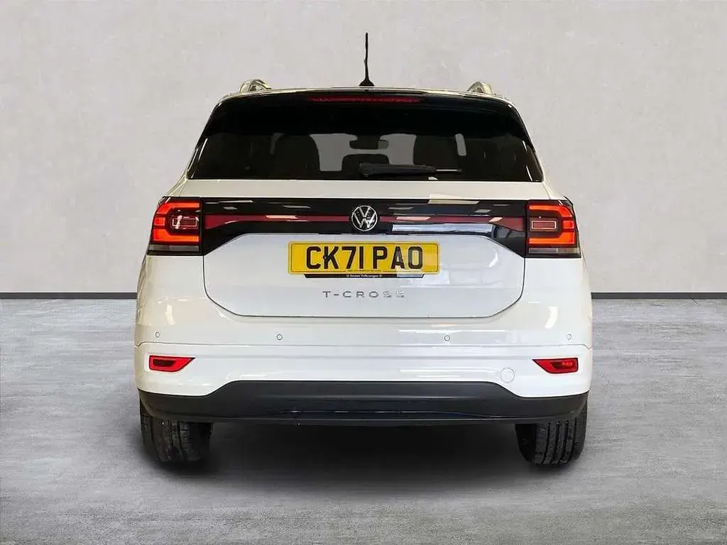 Used VW T-Cross R-line 110 HP (80 kW) 2021 White SUV