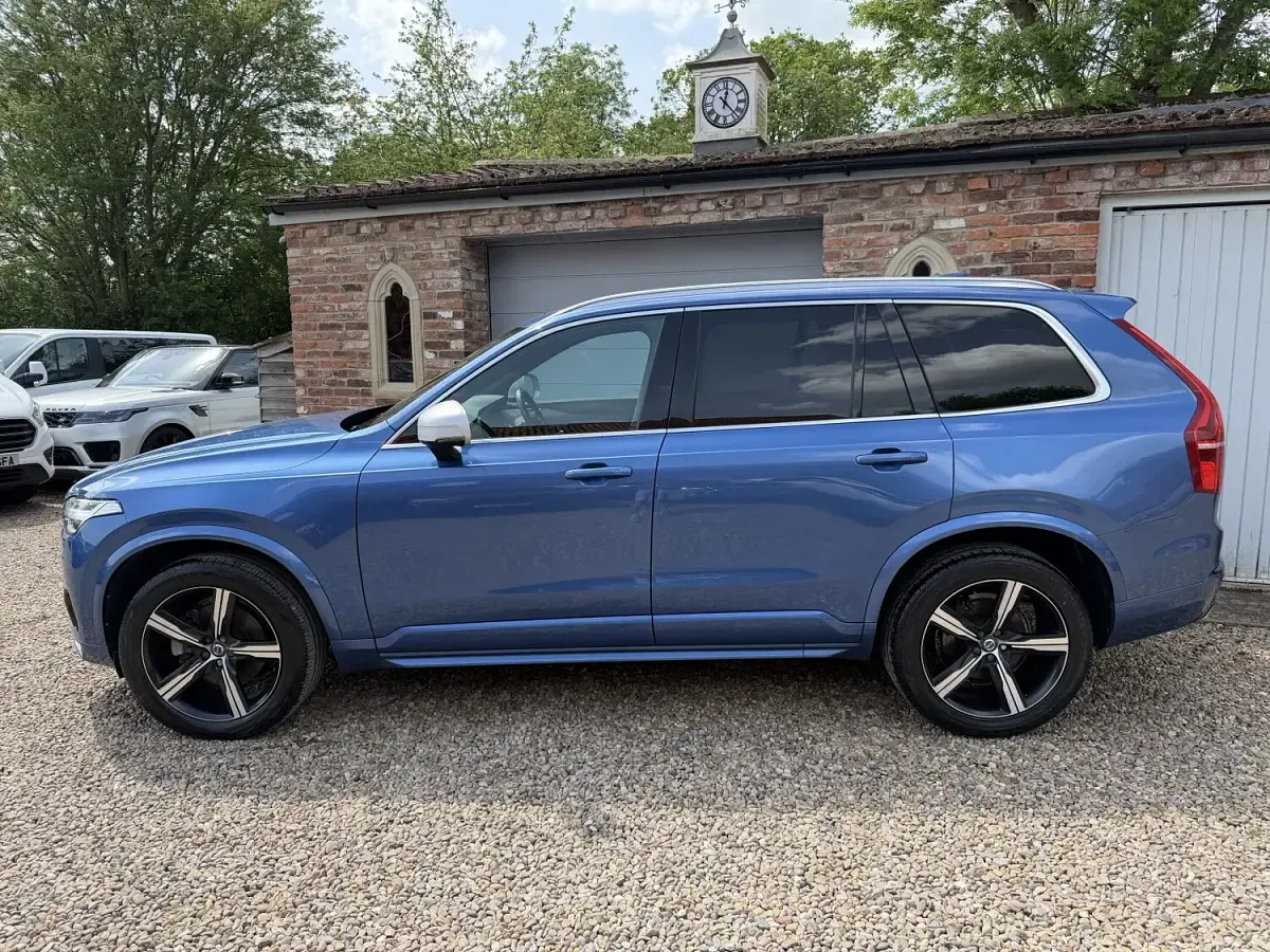 Used Volvo XC90 R-Design 2016 Blue SUV