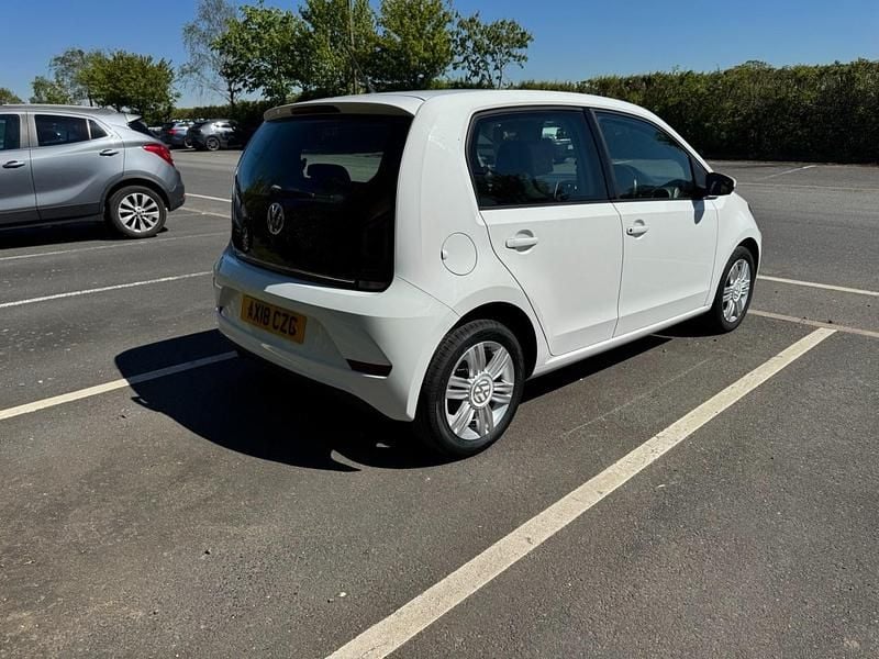 Used VW up! high up! 90 HP (66 kW) 2018 White Hatchback