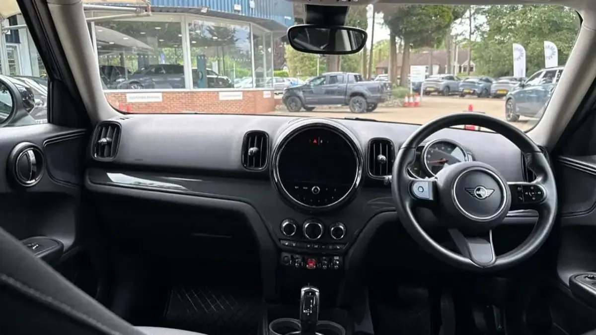 Used Mini Cooper Countryman Classic 134 HP (98 kW) 2023 Black SUV