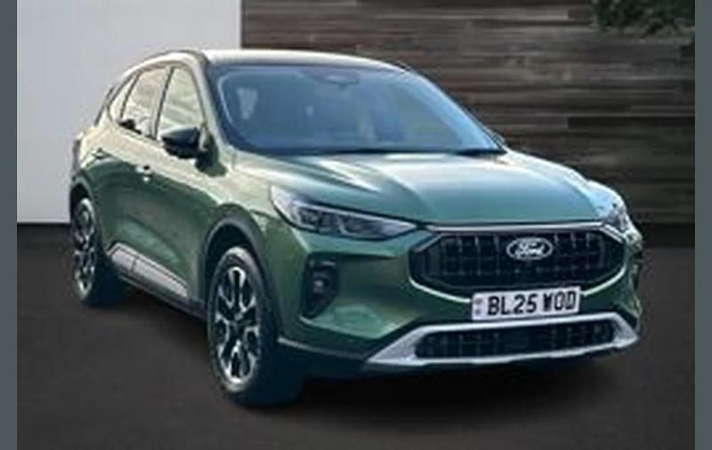 Green Used 2025 Ford Kuga Active SUV | £25,799 (Good price) - Image 1/4