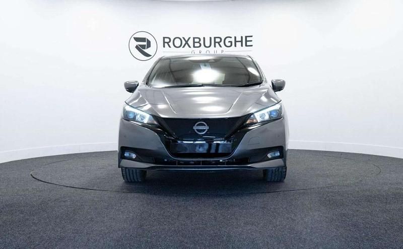 Used Nissan Leaf N-Connecta 110 kW (150 HP) 2022 Grey Hatchback