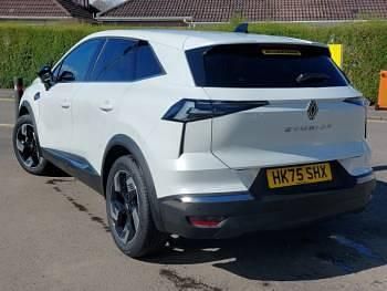 Używany Renault Symbioz Techno 140 KM (102 kW) 2025 Biały SUV