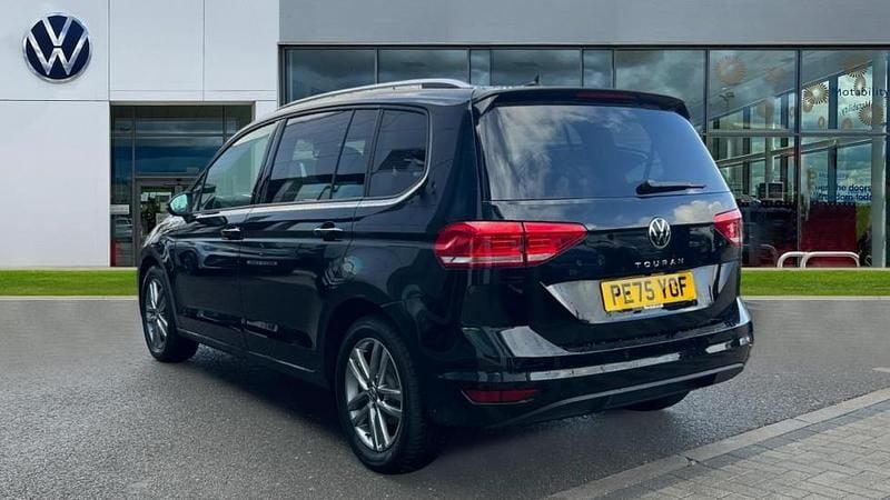 Used VW Touran Match 150 HP (110 kW) 2025 Grenadilla black metallic MPV