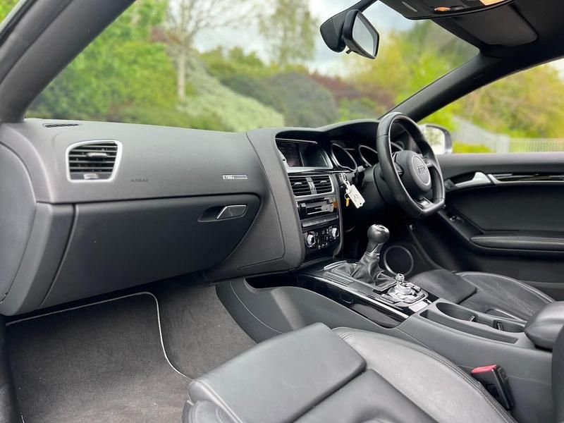 Used Audi A5 Black Edition 177 HP (130 kW) 2013 Grey Coupe