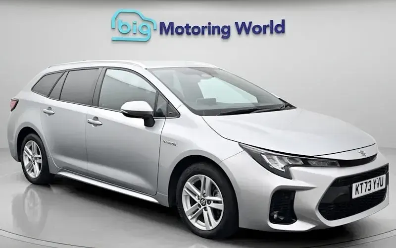 Used Suzuki Swace 140 HP (102 kW) 2023 Estate