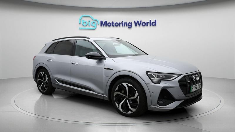 Used 2022 Audi e-tron Black Edition SUV | £28,000 (Fair price) - Image 1/4