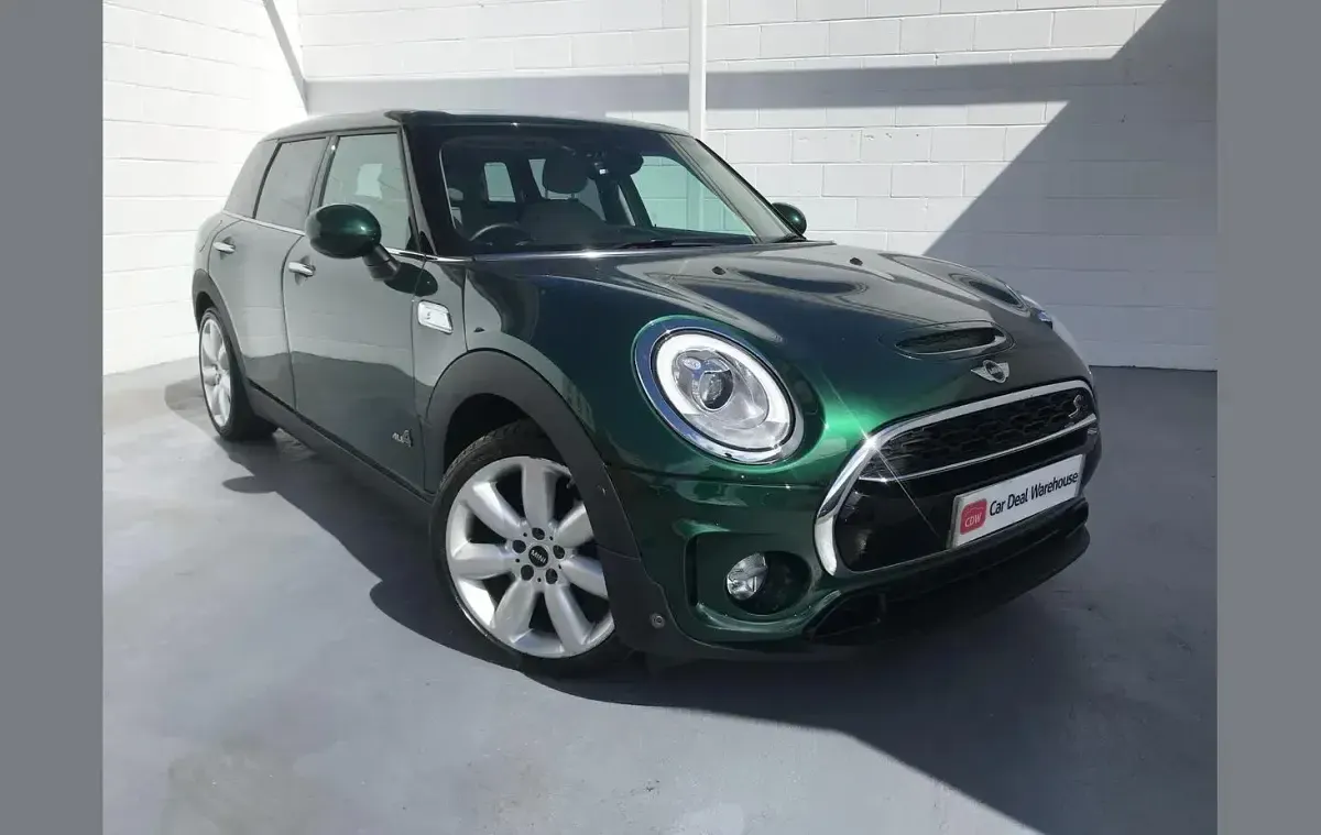 Used Mini Cooper Clubman 188 HP (138 kW) 2016 Green Estate