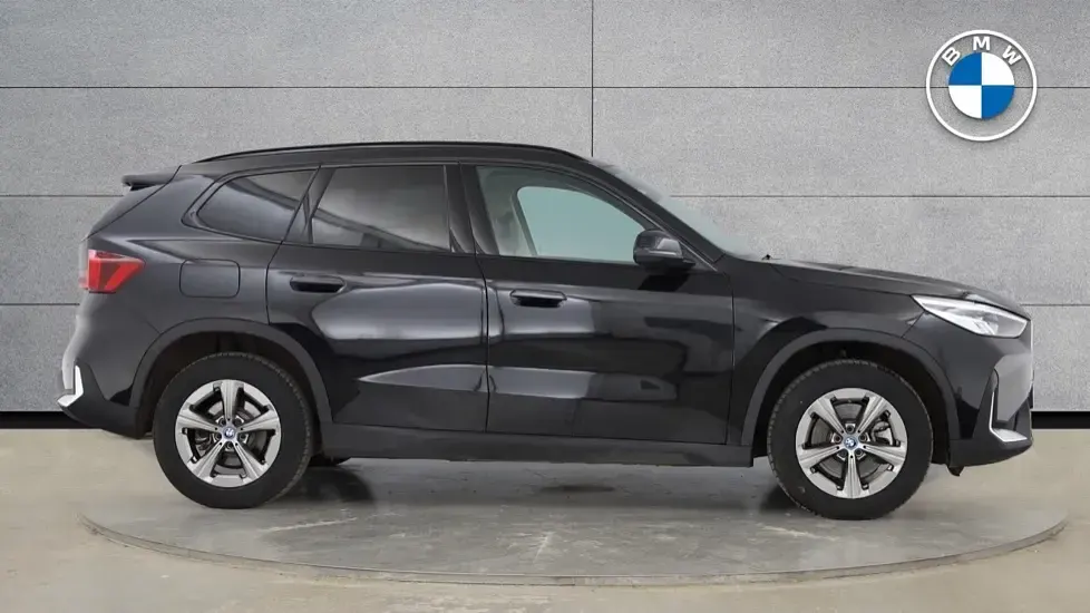 Used BMW X1 Sport Line 242 HP (177 kW) 2024 Black SUV