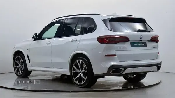 Usado BMW X5 M Sport 261 CV (191 kW) 2020 Blanco SUV
