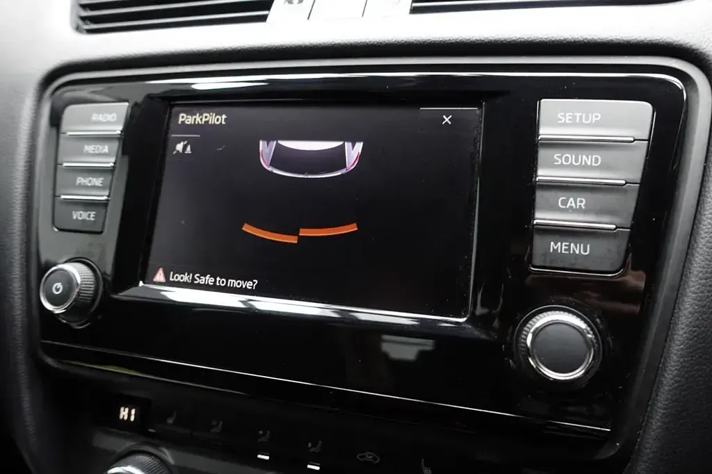 Usado Skoda Octavia SE 150 HP (110 kW) 2017 Prateado Carrinha