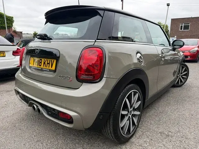 Used Mini Cooper S Hatch 192 HP (141 kW) 2018 Grey Hatchback