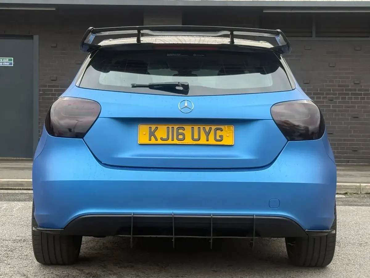 Used Mercedes A180 SE 2016 Blue Hatchback
