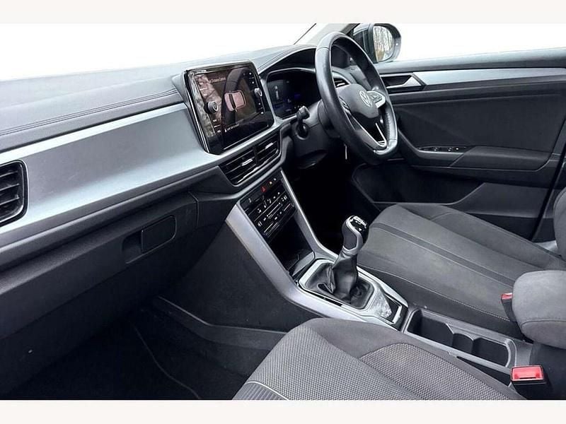 Used VW T-Roc Life 110 HP (80 kW) 2023 Blue SUV