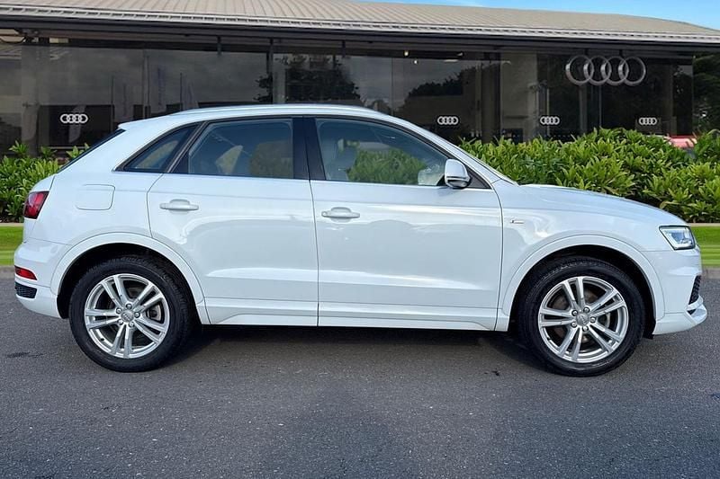 Used Audi Q3 S-Line 180 HP (132 kW) 2018 White SUV