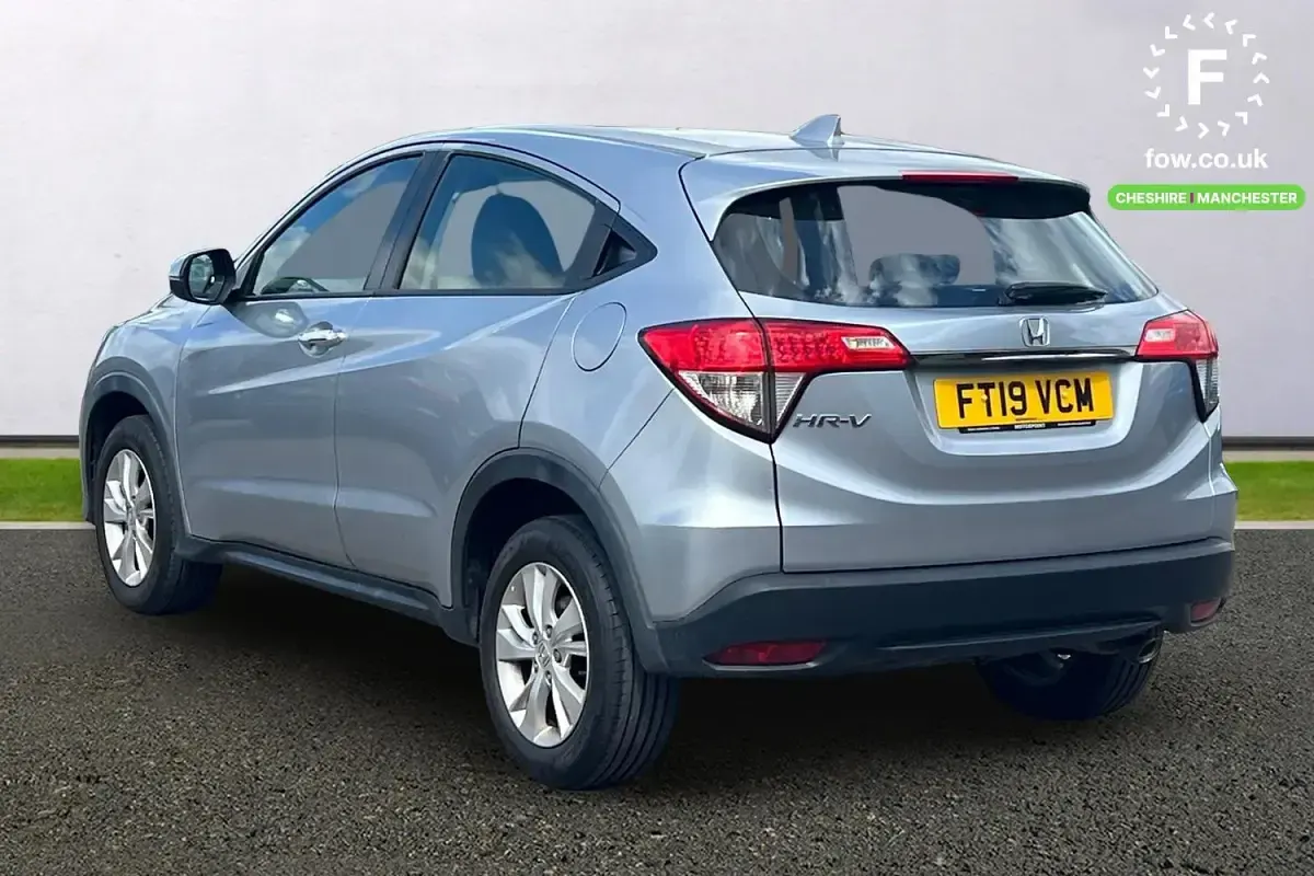 Used Honda HR-V S 130 HP (95 kW) 2019 Silver SUV