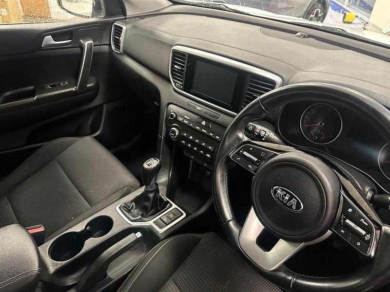 Used Kia Sportage 2019 White SUV