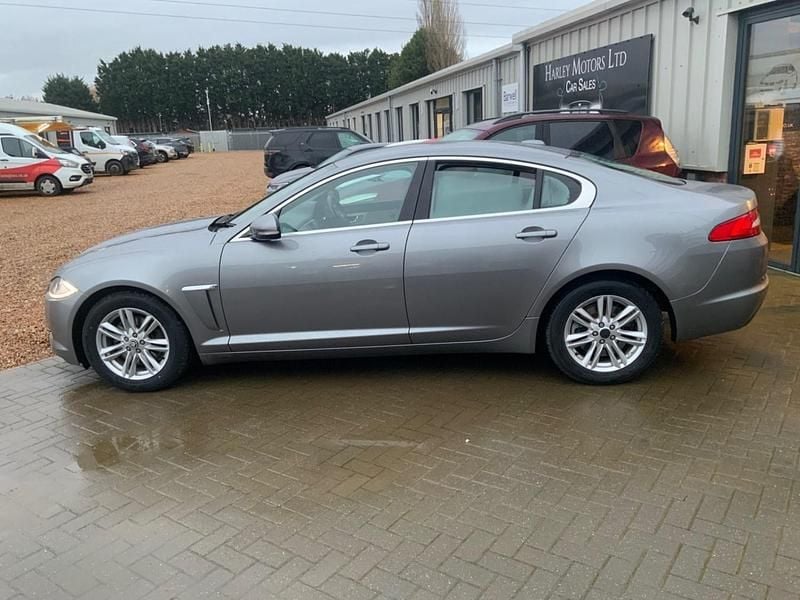 Grey Used 2011 Jaguar XF Luxury Sedan | £3,750 (Good price) - Image 1/4
