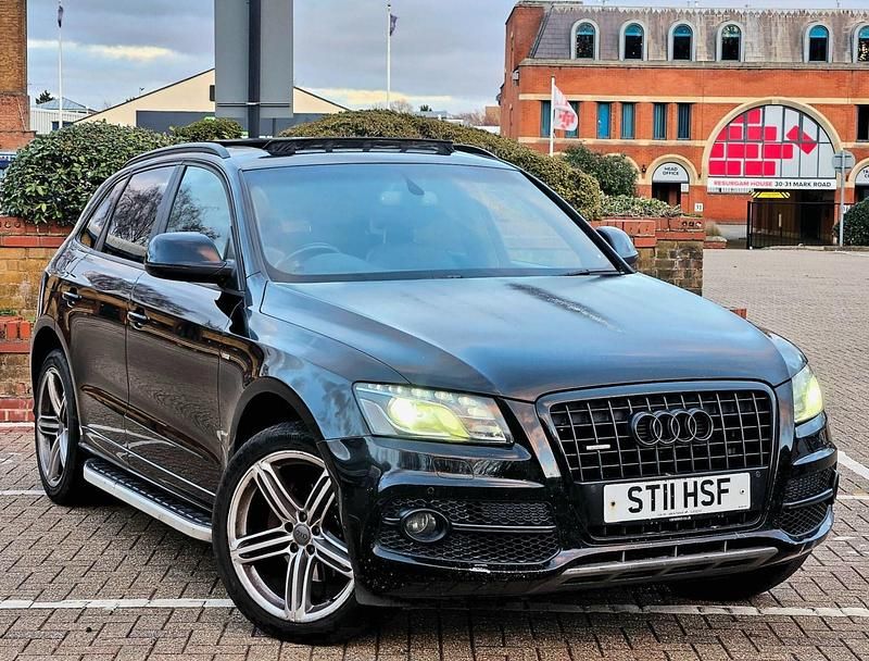 Black Used 2011 Audi Q5 S-Line SUV | £2,995 (Fair price) - Image 1/4