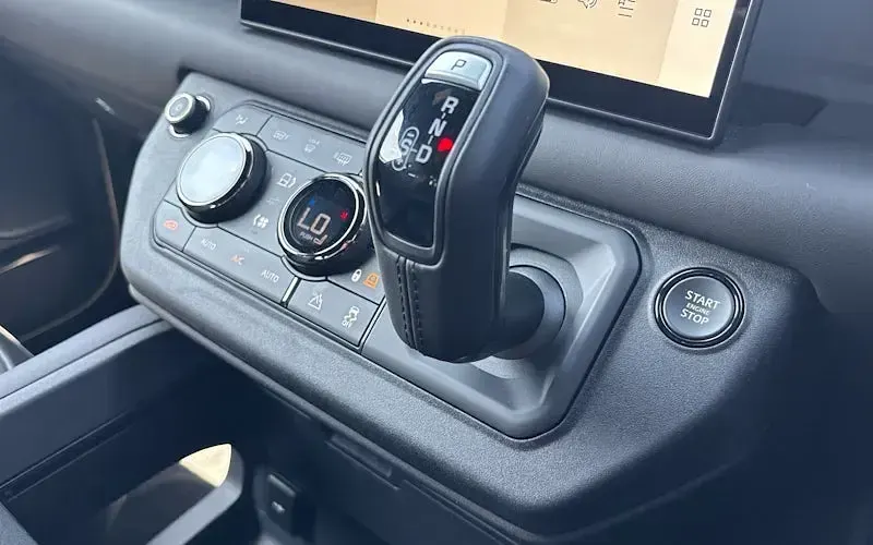 Used Land Rover Defender 635 HP (467 kW) 2026 Other SUV