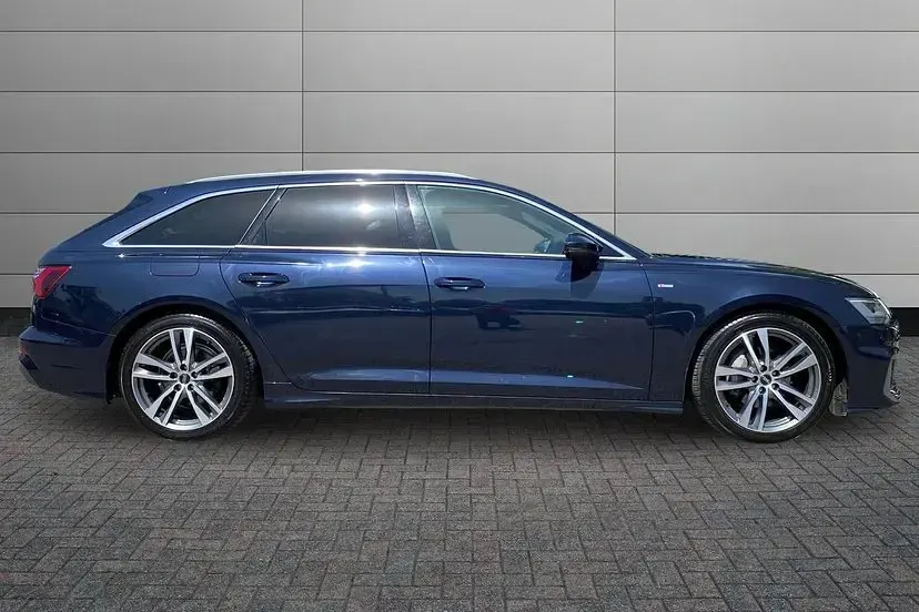 Used Audi A6 S-Line 201 HP (147 kW) 2023 Blue Estate