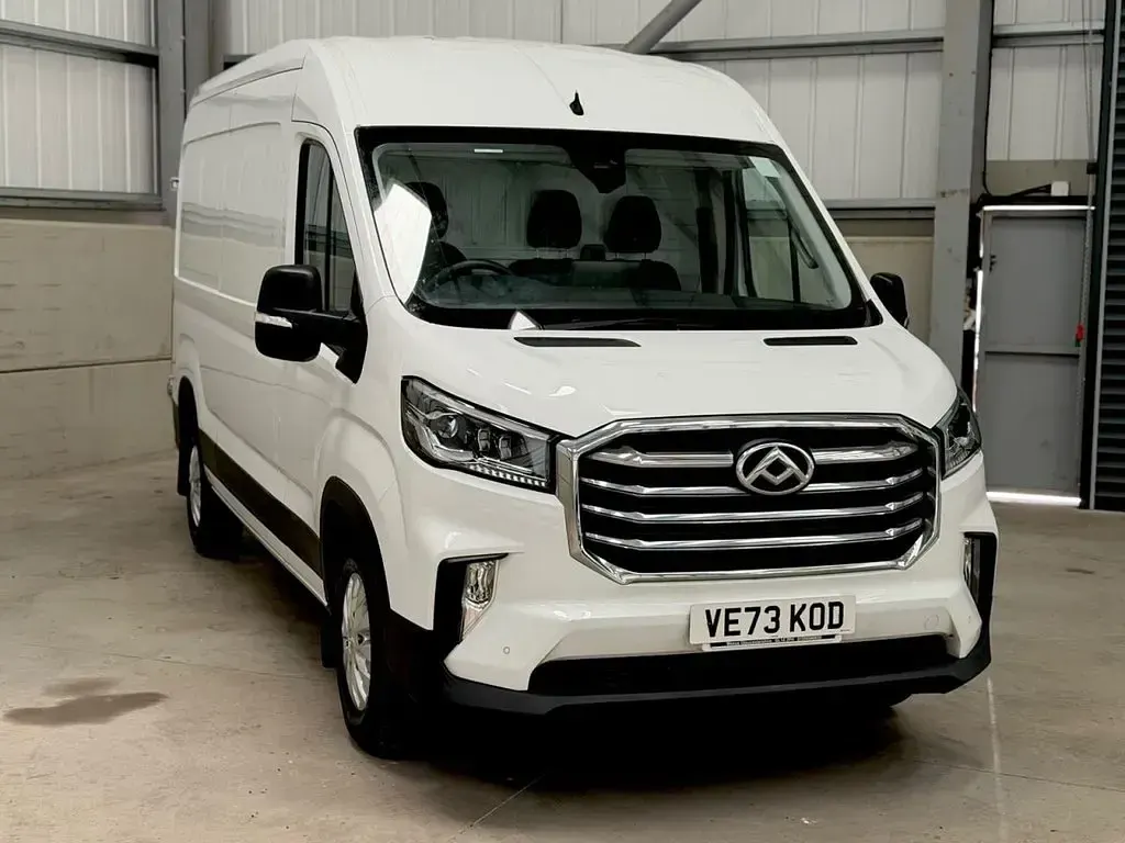 Used Maxus V90 163 HP (119 kW) 2024 White Van