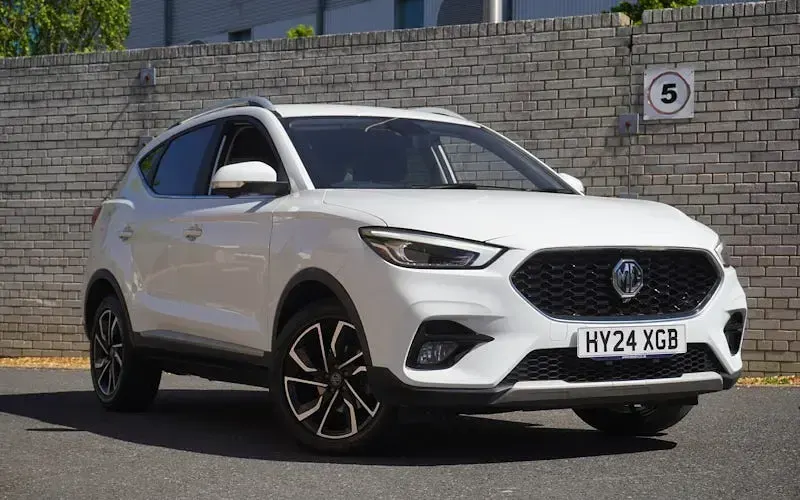 Usado MG ZS Exclusive 106 HP (77 kW) 2024 SUV