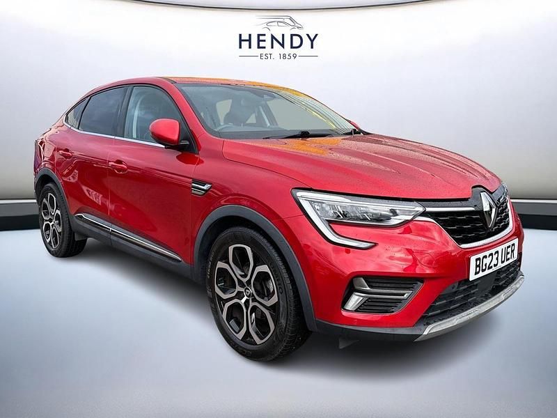 Used Renault Arkana Techno 142 HP (104 kW) 2023 Red  SUV