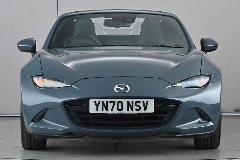 Begagnad Mazda MX5 Inclusive 132 HK (97 kW) 2020 Grå Cab