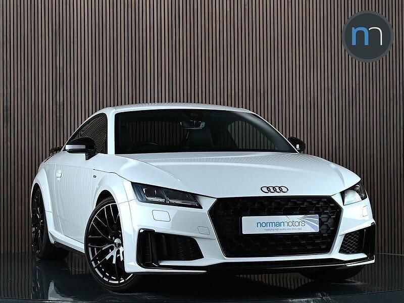 Used Audi TT Black Edition 245 HP (180 kW) 2021 White Coupe
