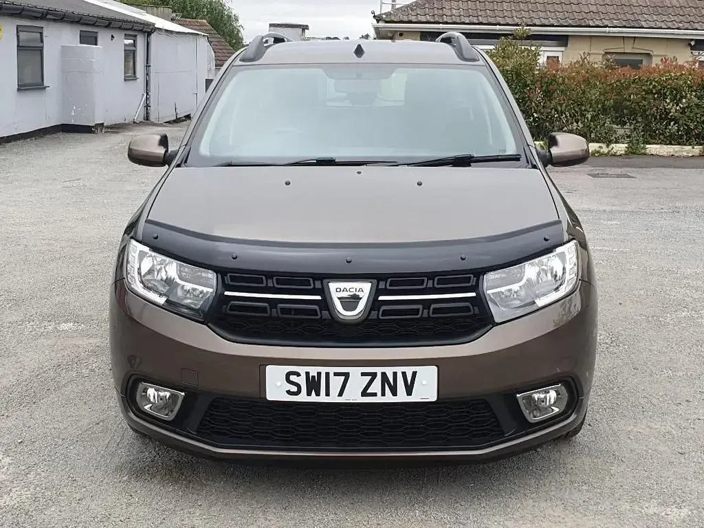 Used Dacia Logan MCV Lauréate 90 HP (66 kW) 2017 Brown Estate