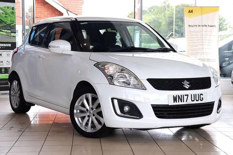 White Used 2017 Suzuki Swift SZ4 Hatchback | £7,980 (Fair price) - Image 1/1
