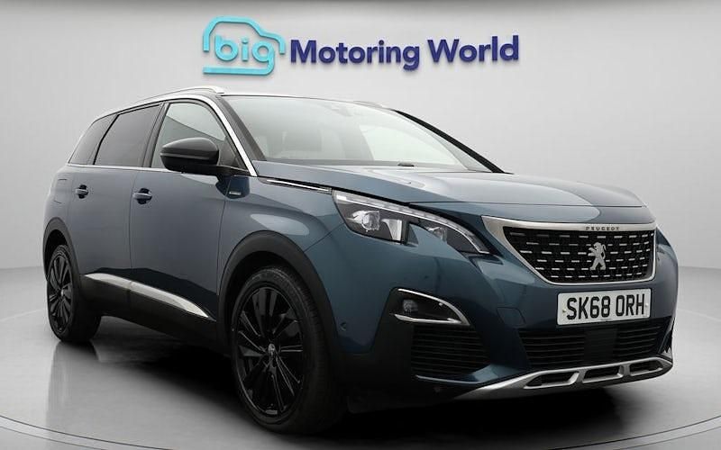 Used 2020 Peugeot 5008 Premium MPV | £14,700 (Good price) - Image 1/4