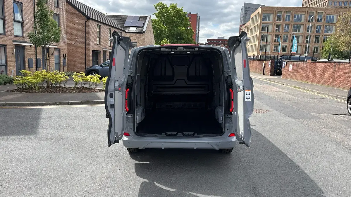 Begagnad Ford Transit Sport 160 kW (218 HK) 2025 Van