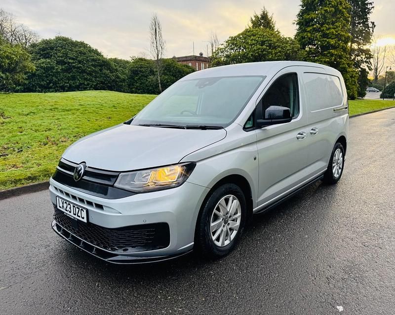 Used VW Caddy Pro 102 HP (75 kW) 2023 Silver MPV