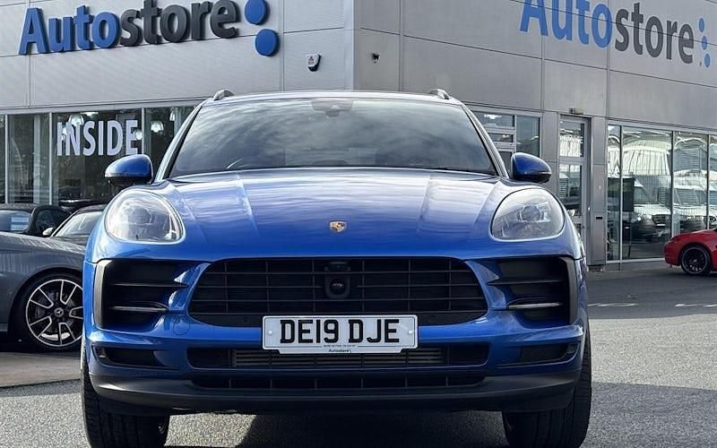 Usado Porsche Macan 245 HP (180 kW) 2020 SUV