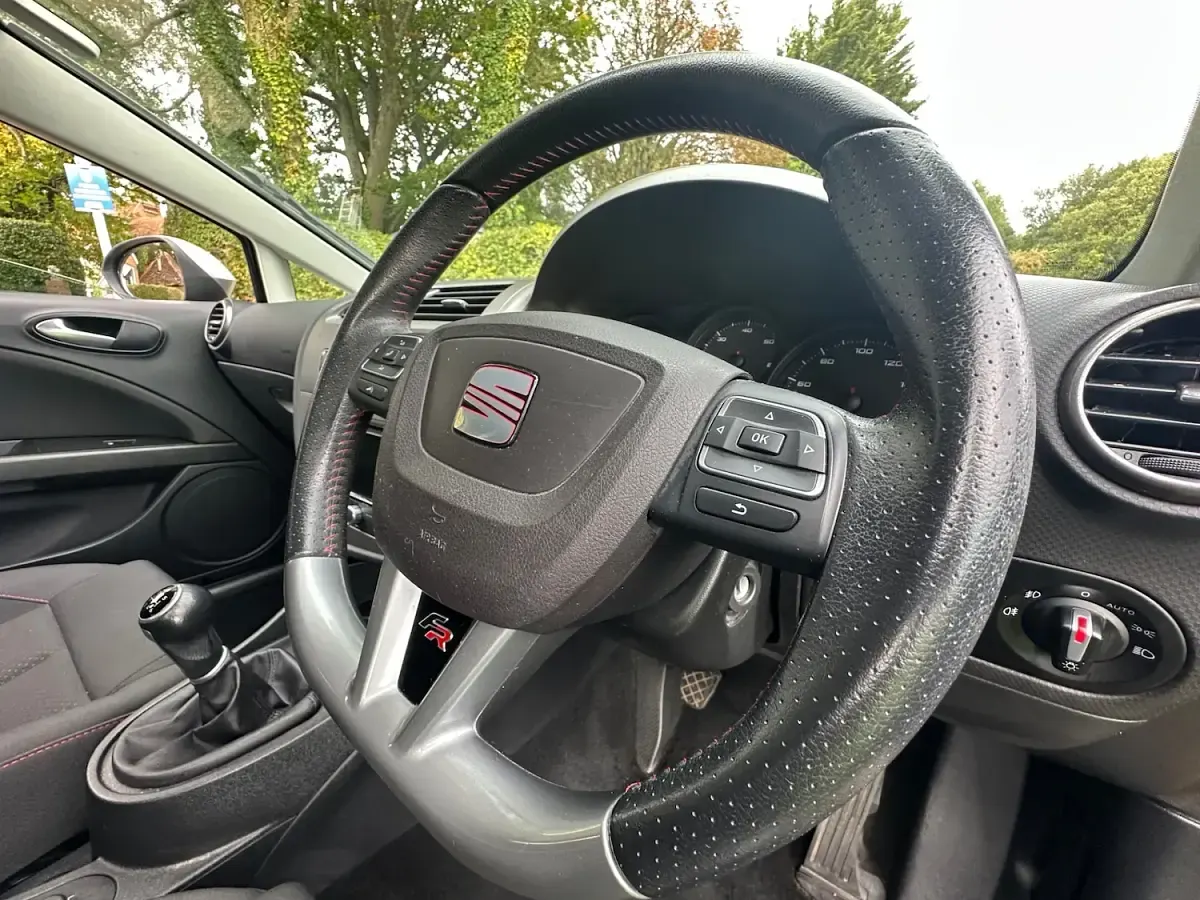 Used Seat Leon FR 170 HP (125 kW) 2012 Black Hatchback
