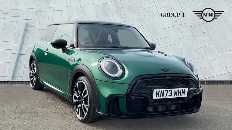 Used Mini Cooper Hatch 136 HP (100 kW) 2024 Green Hatchback