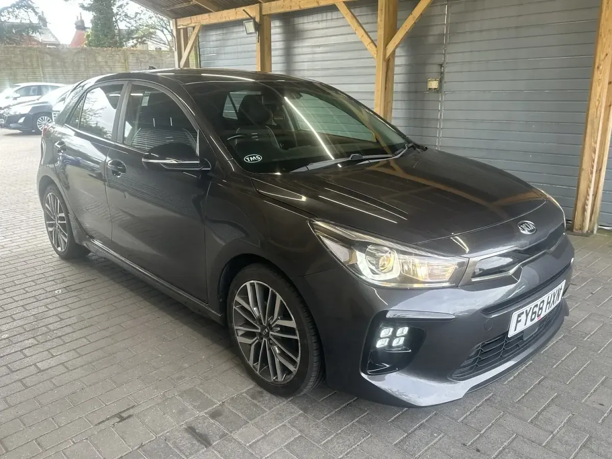 Używany Kia Rio GT-Line S 118 KM (86 kW) 2018 Szary Hatchback