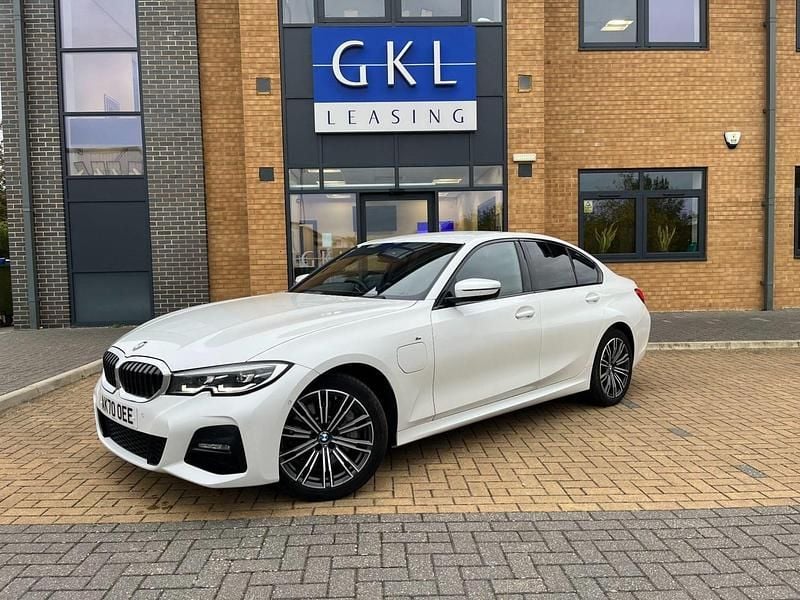 White Used 2020 BMW 330e M Sport Sedan | £16,990 (Fair price) - Image 1/4