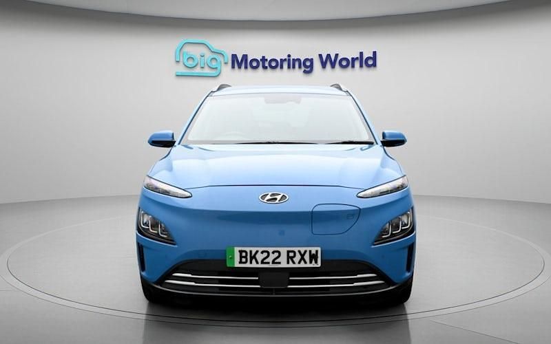 Second-hand Hyundai Kona Premium 150 kW (204 CP) 2022 Albastru SUV