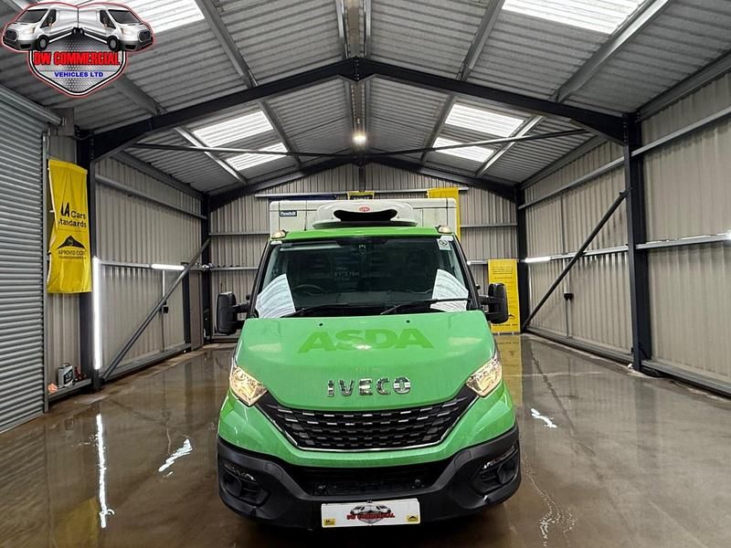Used Iveco Daily 140 HP (102 kW) 2020 Green