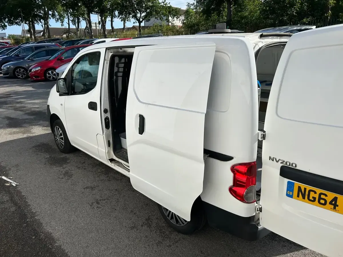 Used Nissan NV200 Acenta 2015 White MPV