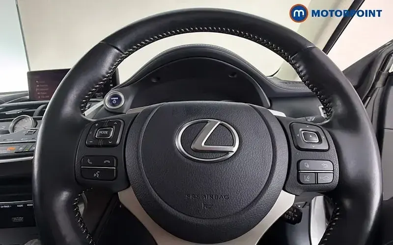 Used Lexus NX300h 197 HP (144 kW) 2021 Silver SUV