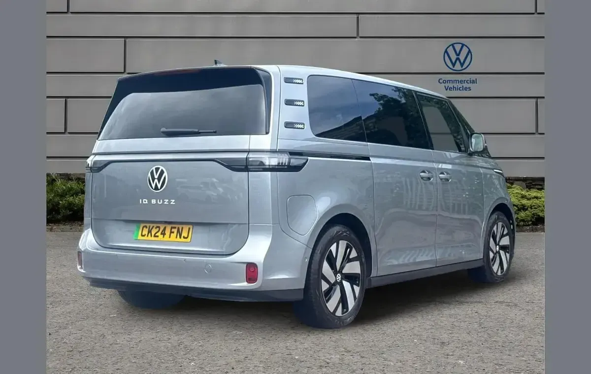 Used VW ID. Buzz Pro 147 kW (200 HP) 2024 Silver MPV