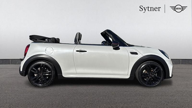 Used Mini Cooper Sport 134 HP (98 kW) 2023 White Hatchback