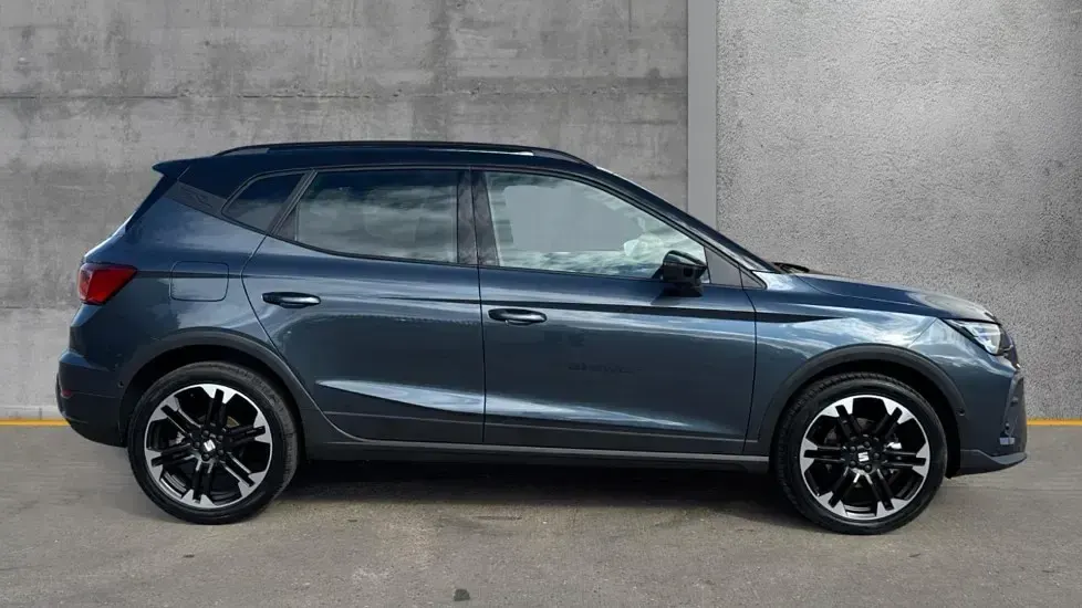 New Seat Arona FR Sport 115 HP (84 kW) 2026 Grey SUV