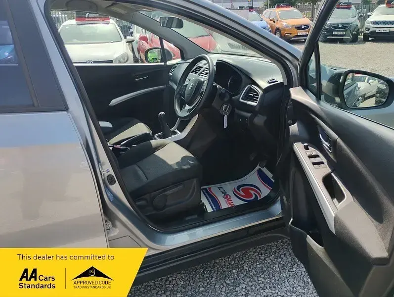 Used Suzuki SX4 SZ3 120 HP (88 kW) 2016 Grey