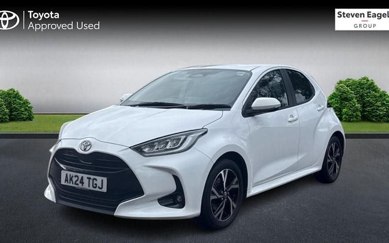 Used Toyota Yaris Hybrid Design 116 HP (85 kW) 2026 Hatchback