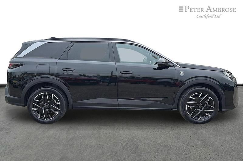 Used Peugeot 5008 GT 134 HP (98 kW) 2024 Black SUV